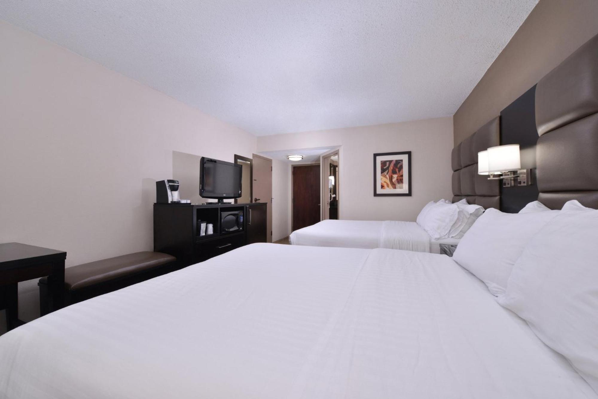 Holiday Inn Express Burlington By Ihg Exteriér fotografie