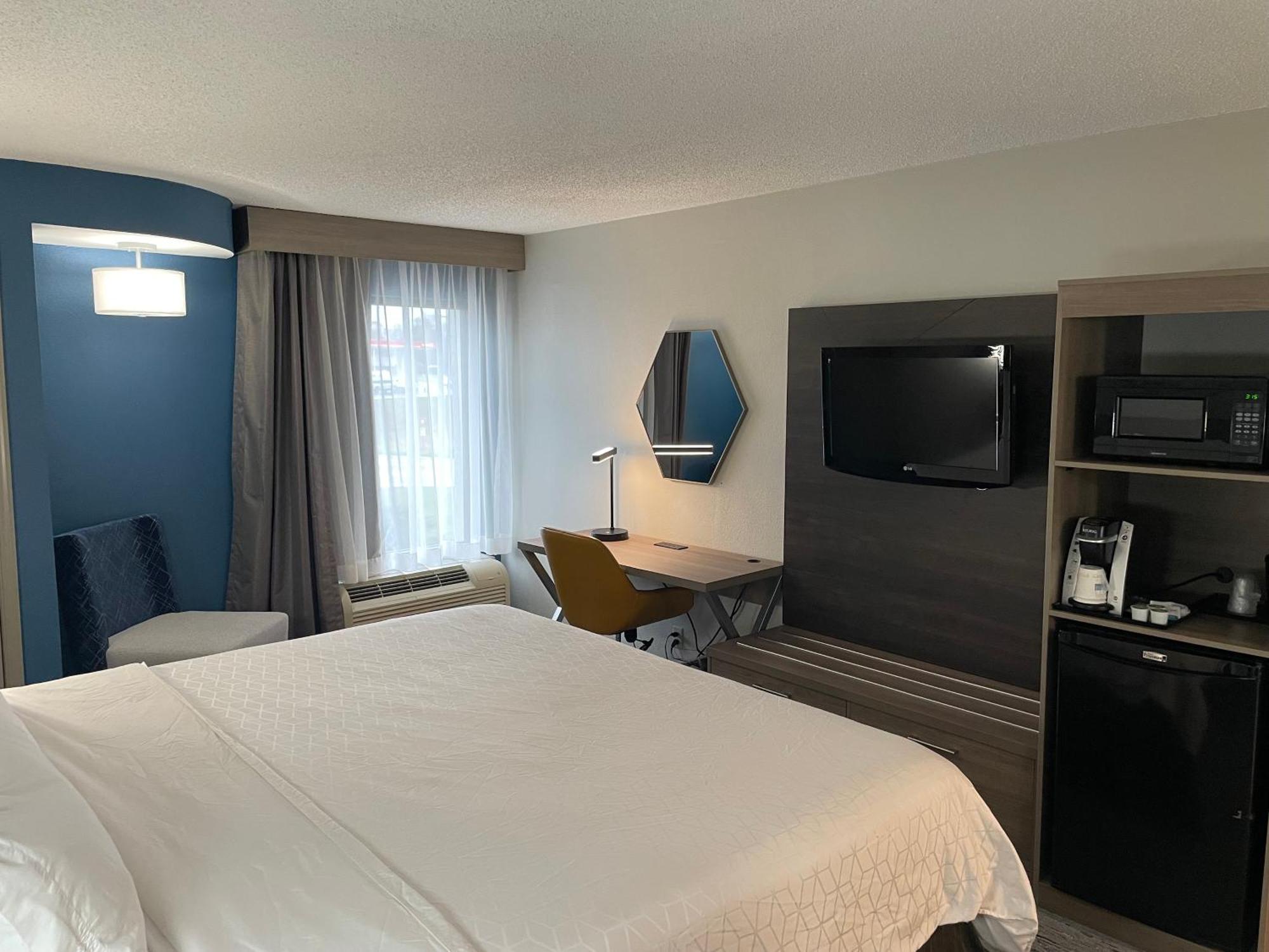 Holiday Inn Express Burlington By Ihg Exteriér fotografie