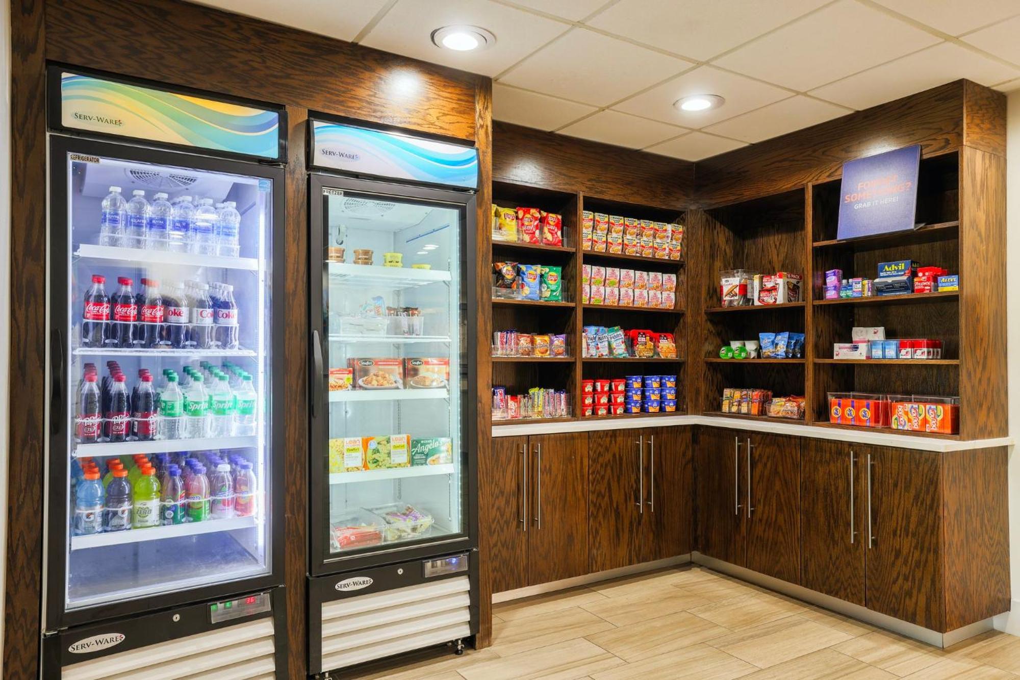 Holiday Inn Express Burlington By Ihg Exteriér fotografie
