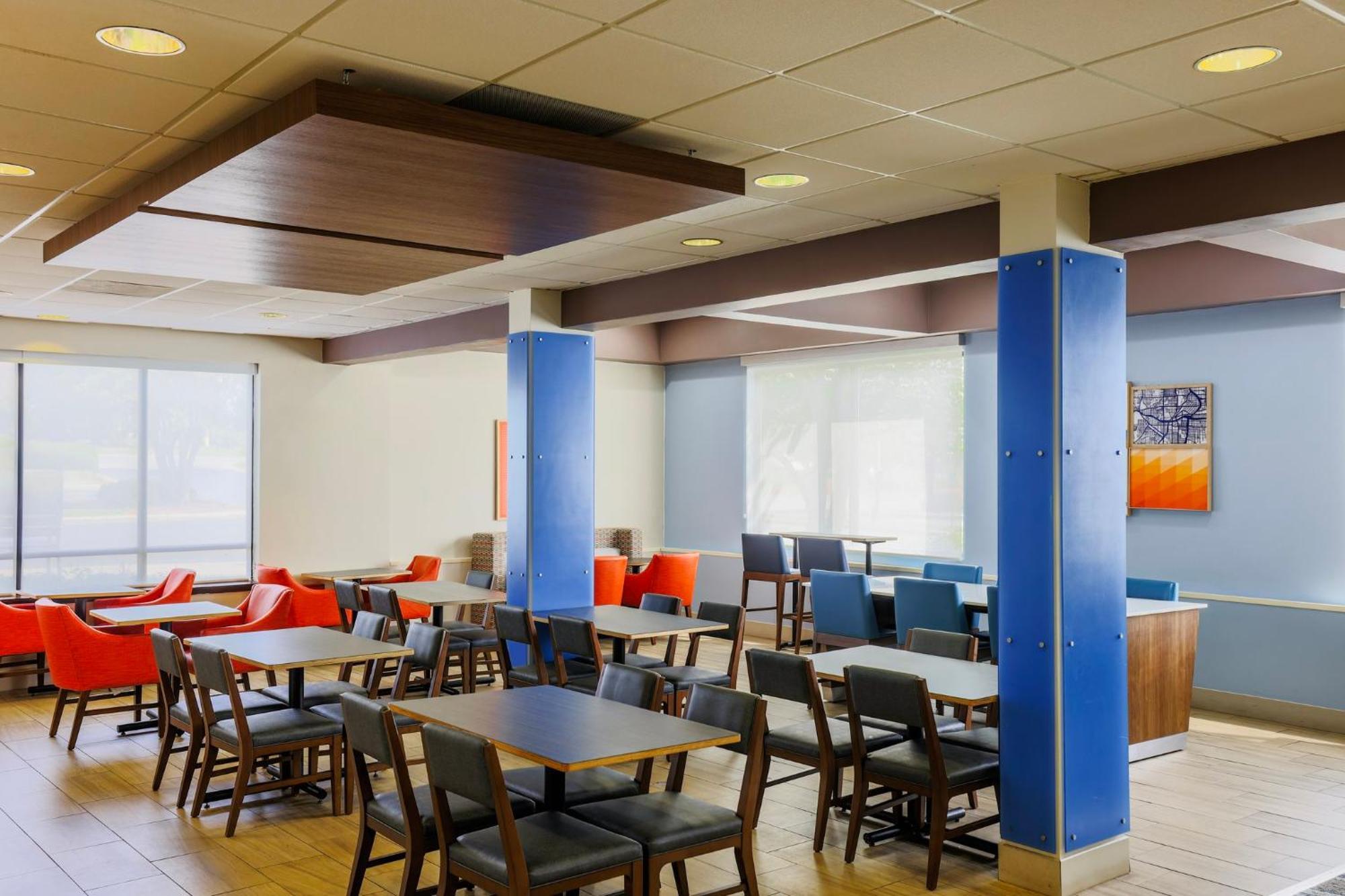 Holiday Inn Express Burlington By Ihg Exteriér fotografie